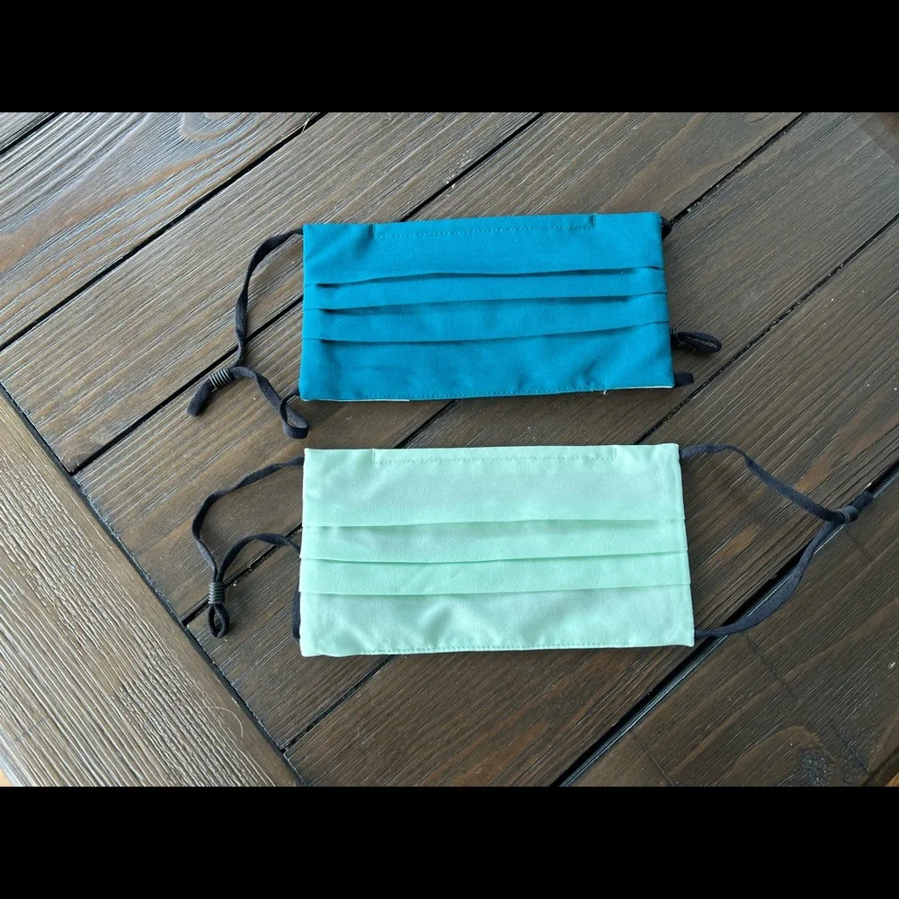 Athleta masks- never worn, 2 pack! - Picture 2 of 3